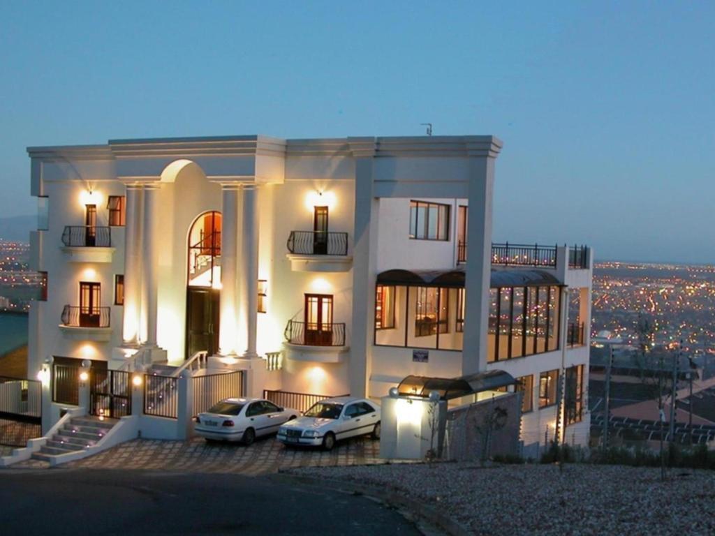 Keret Accommodation Белвилл Экстерьер фото
